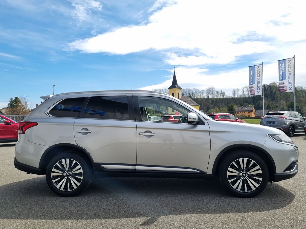 mitsubishi-outlander-2-0-mivec-4x4 - 5