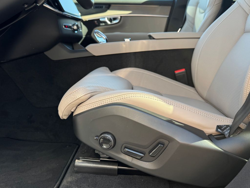 volvo-xc90-plus-b5-vzduch-360 - 8