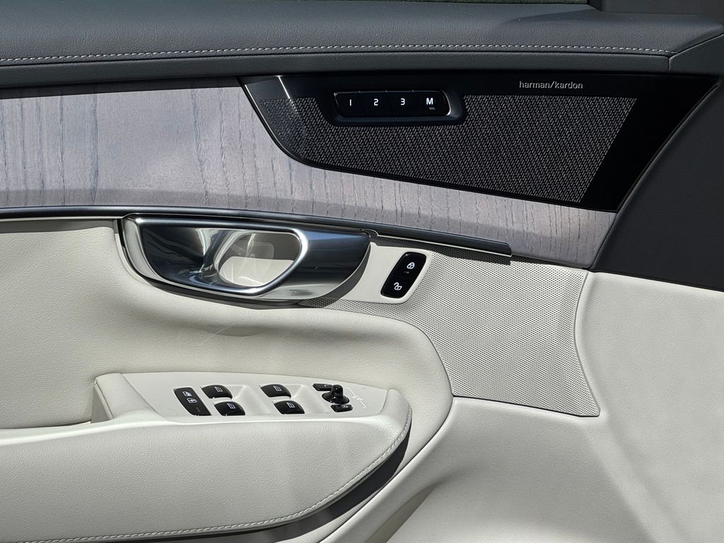 volvo-xc90-plus-t8-vzduch-360 - 7