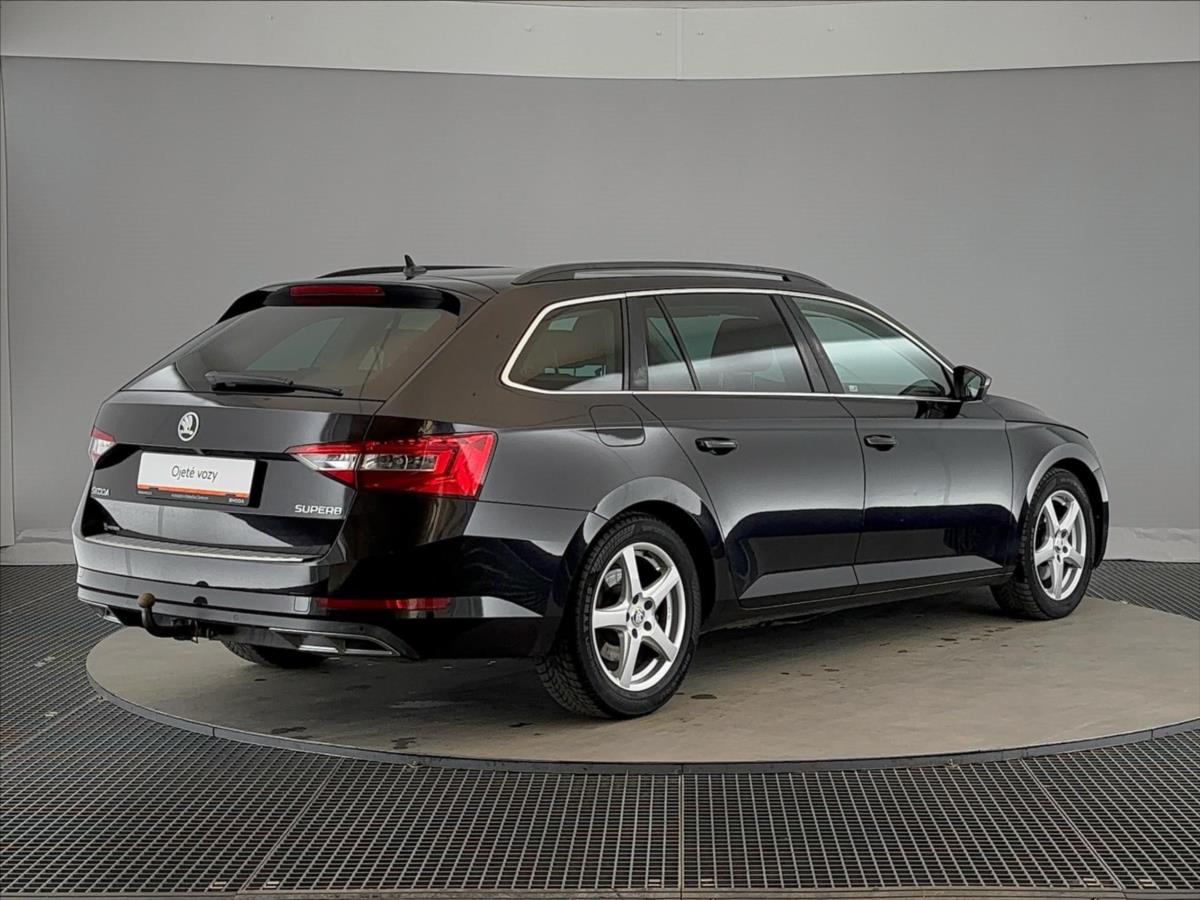 skoda-superb-1-6-tdi-ambition-comfort - 1