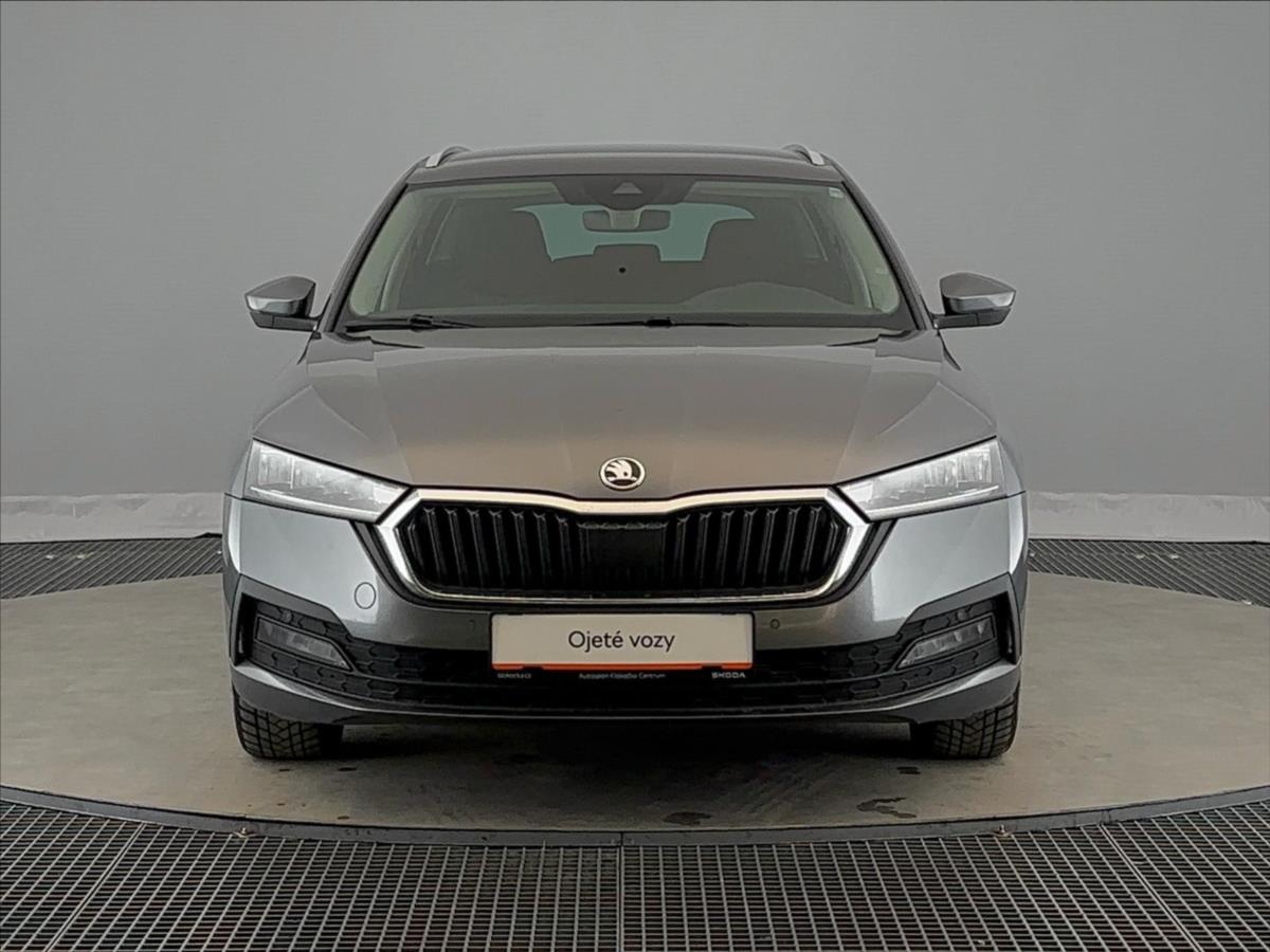 skoda-octavia-2-0-tdi-4x4-ambition-comfort - 3