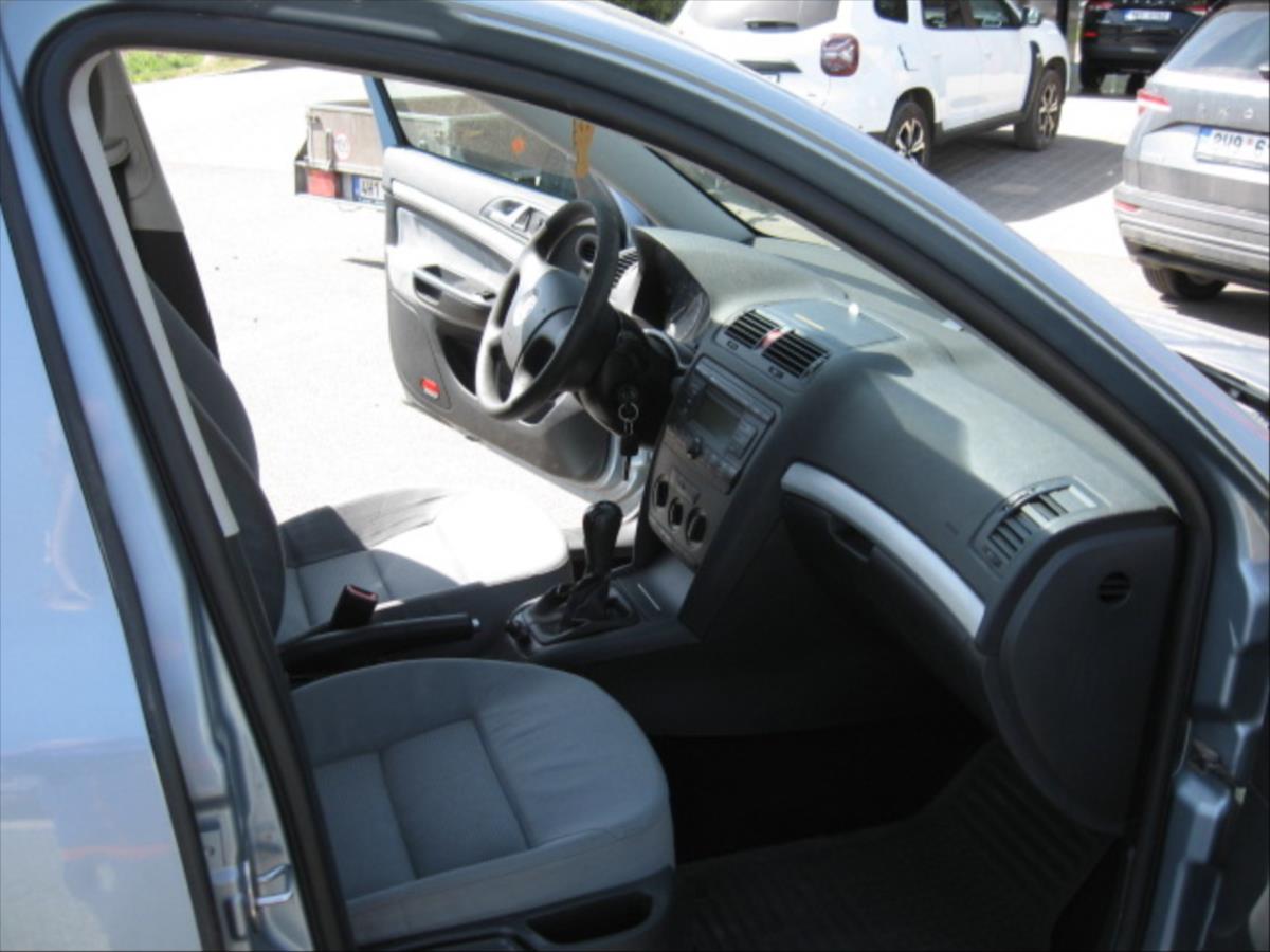 skoda-octavia-1-6-i - 8