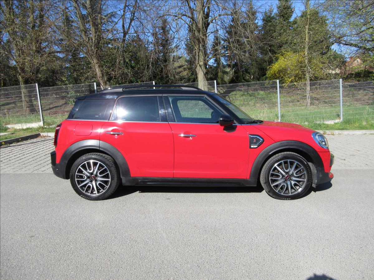 mini-countryman-2-0-sd-all4-jcw-panorama-nove-v-cr - 9