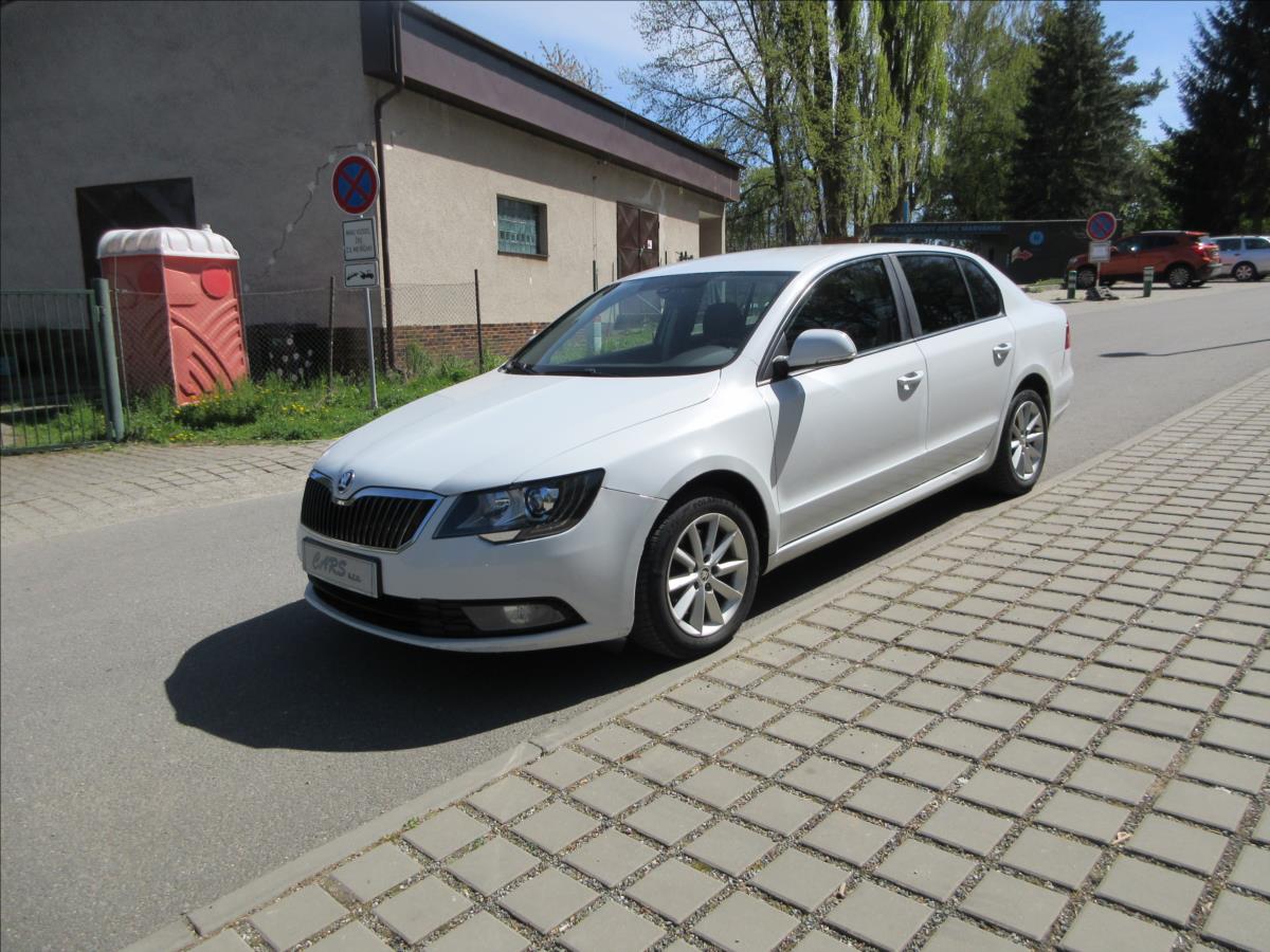 skoda-superb-2-0-tdi-103-kw-xenon-vyhr-nova-stk - 1