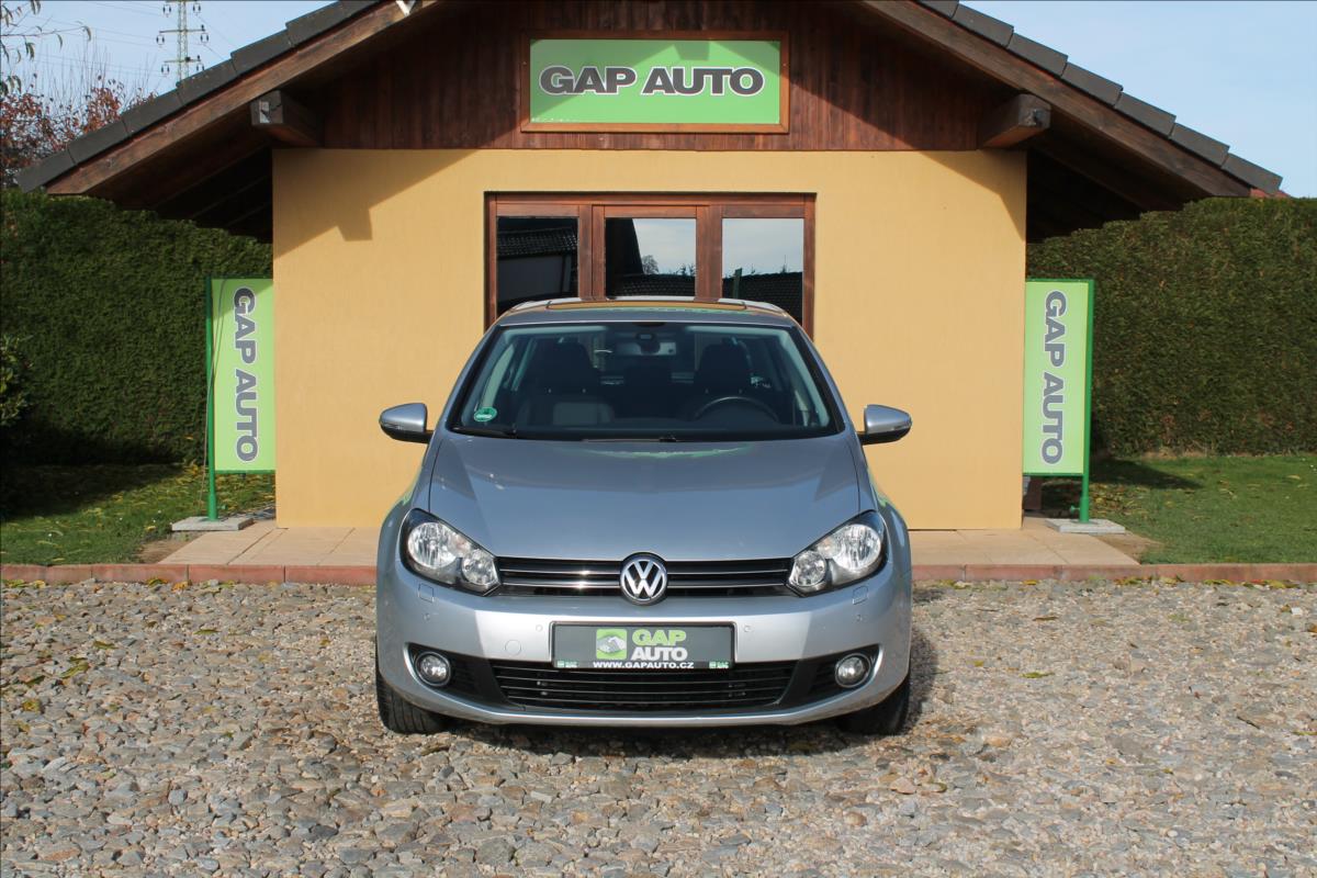 volkswagen-golf-2-0-tdi-103kw - 1