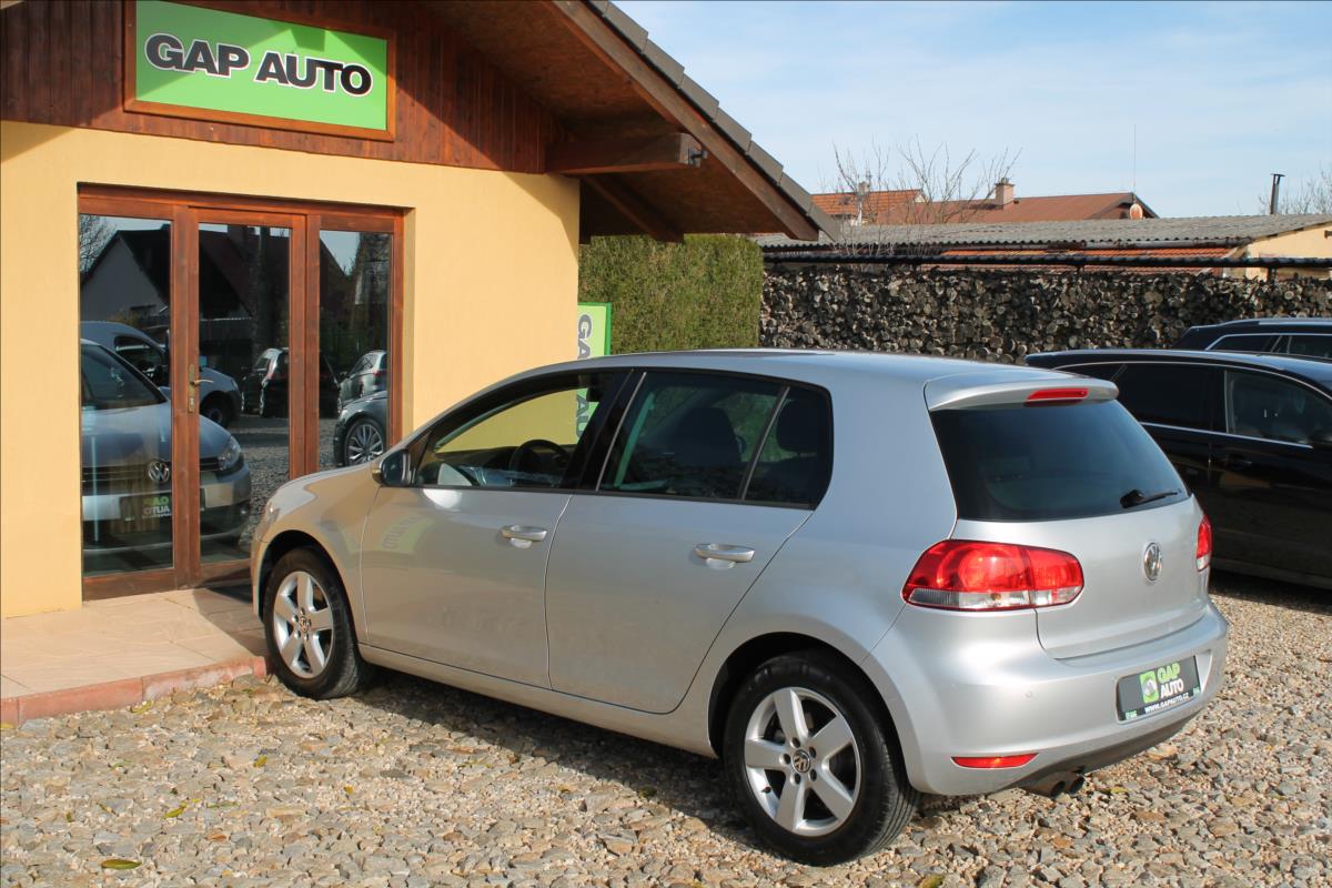volkswagen-golf-2-0-tdi-103kw - 3