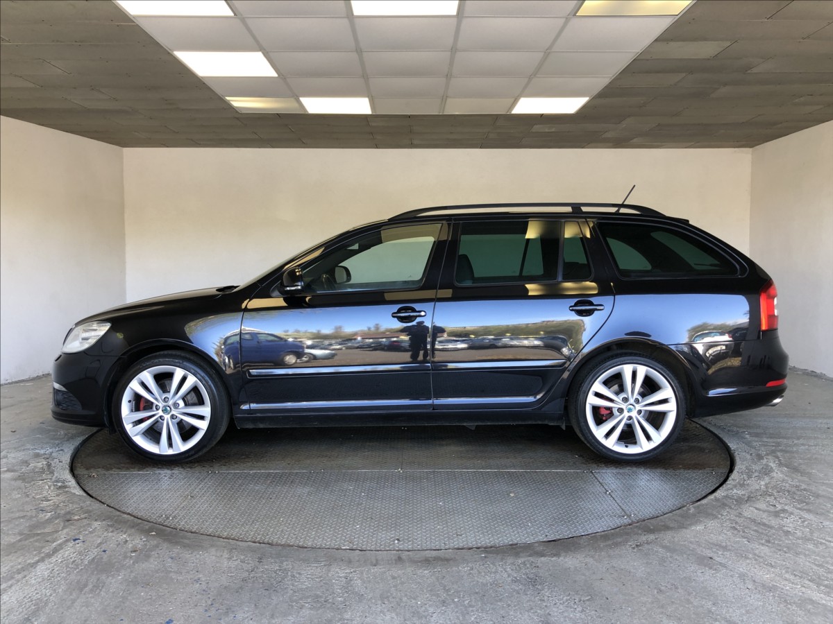 skoda-octavia-2-0-tdi-rs - 3