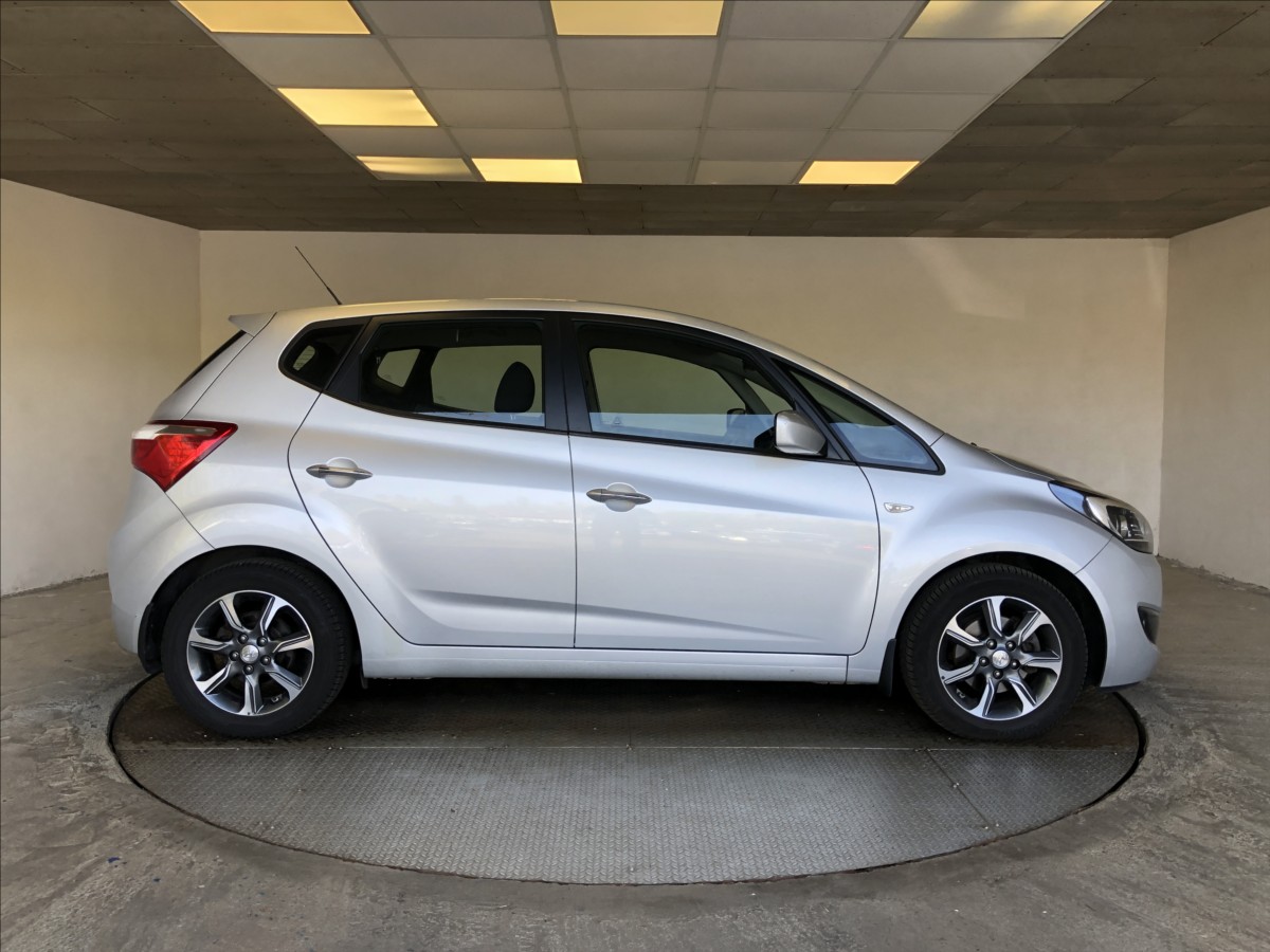 hyundai-ix20-1-6-crdi - 7