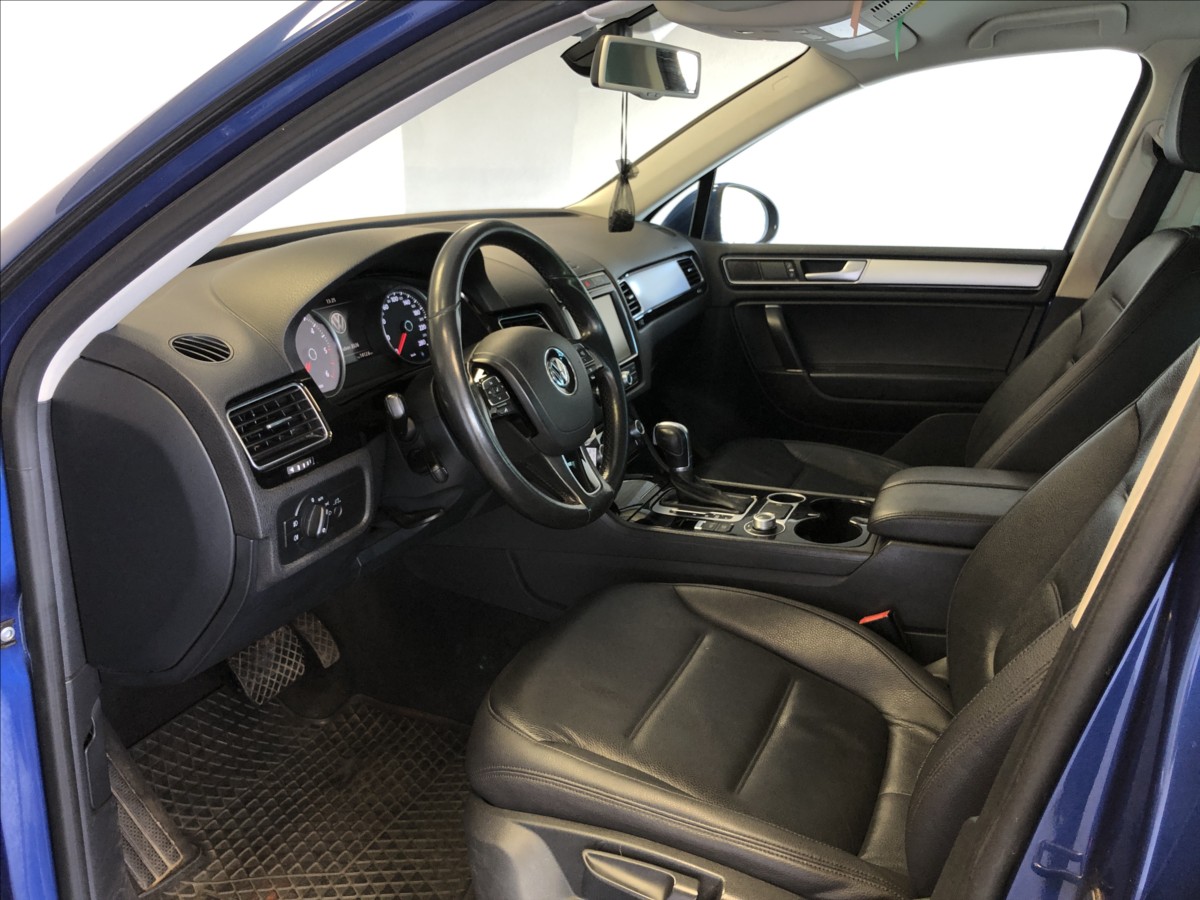 volkswagen-touareg-3-0-tdi-v6 - 8