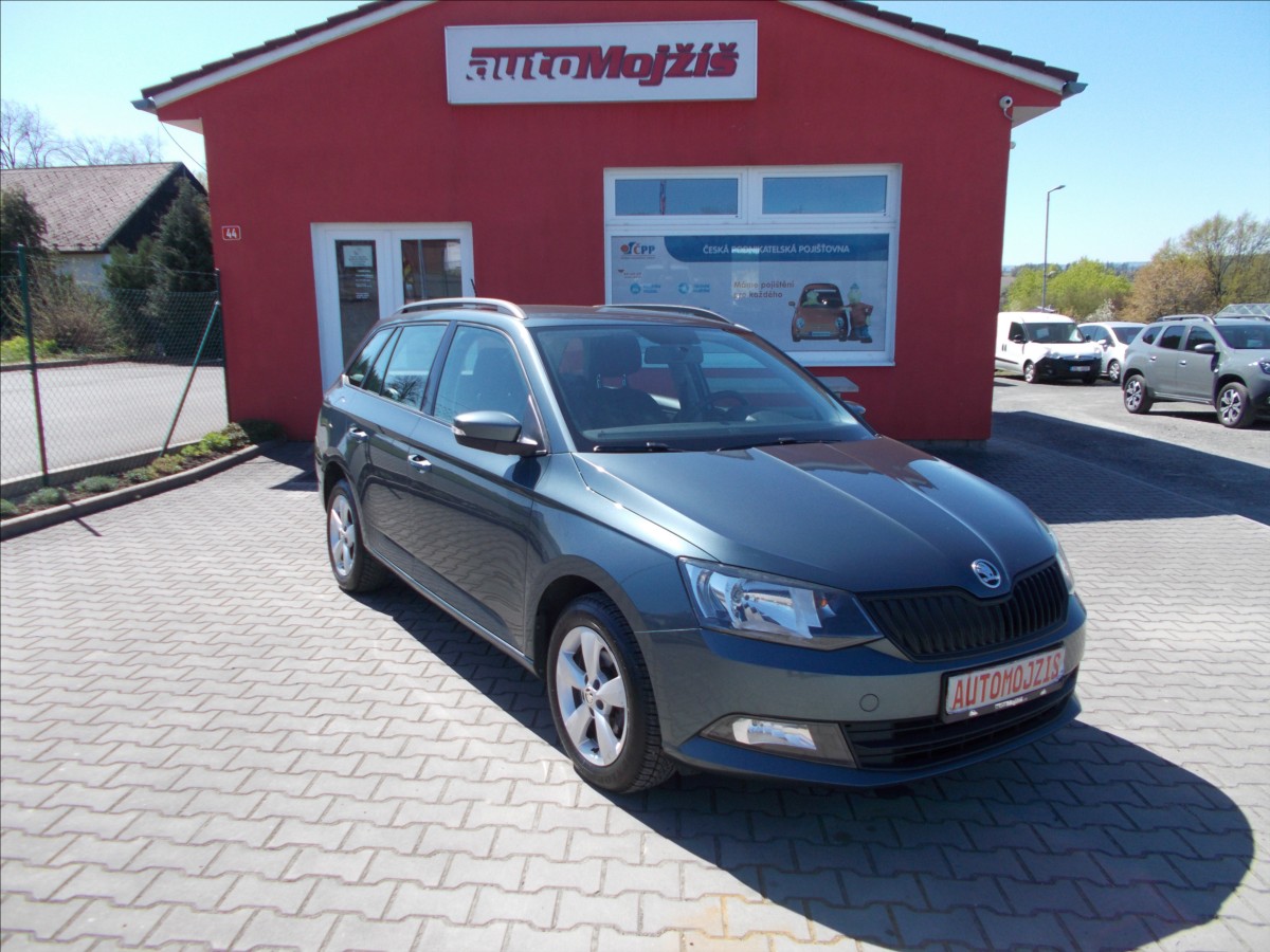 Škoda Fabia 1,0 TSI 1.MAJITEL SERVISNÍ HISTORIE  III