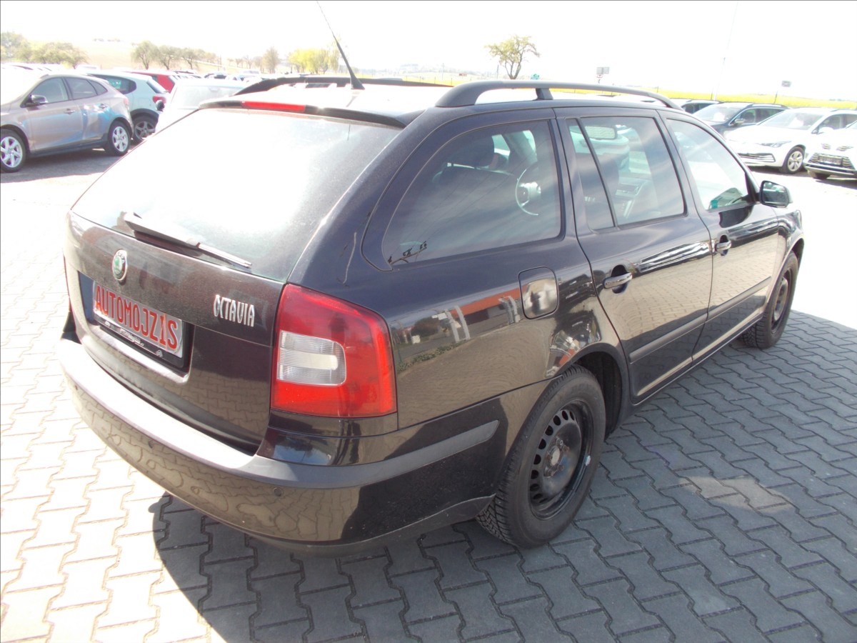 skoda-octavia-2-0-tdi-xenony-navigace-stk-4-2027-ii - 9