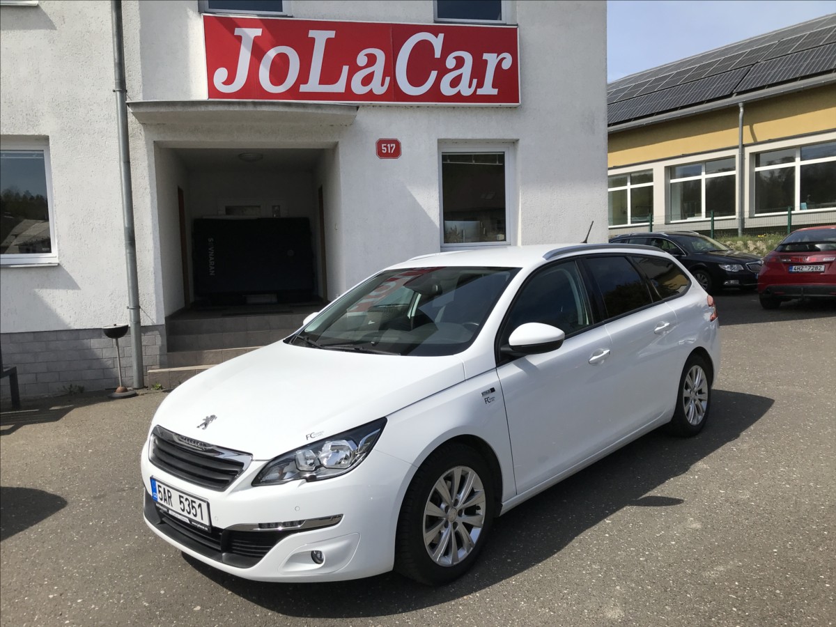 Peugeot 308 1,2 PT Combi 81kW