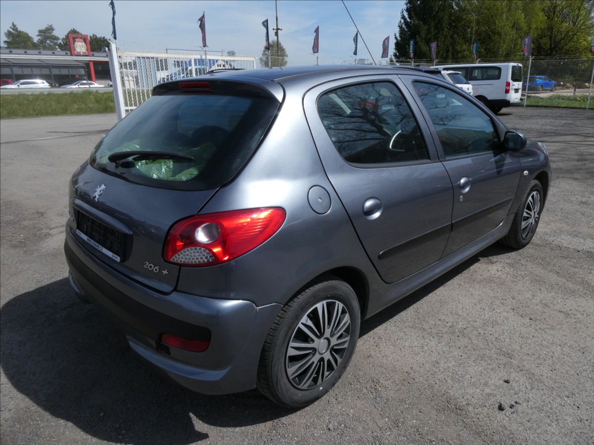 peugeot-206-1-4-i-54kw-klima-2x-kola - 6