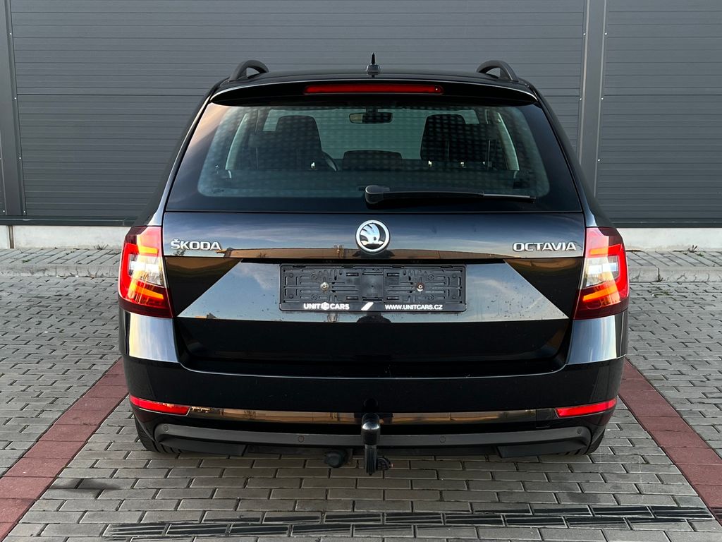 skoda-octavia-1-6-tdi-dsg-navi-park-c - 3