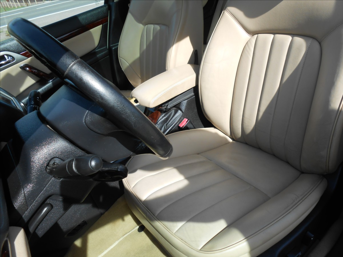 peugeot-407-2-2-i-16v-120-kw-sw-serviska - 7