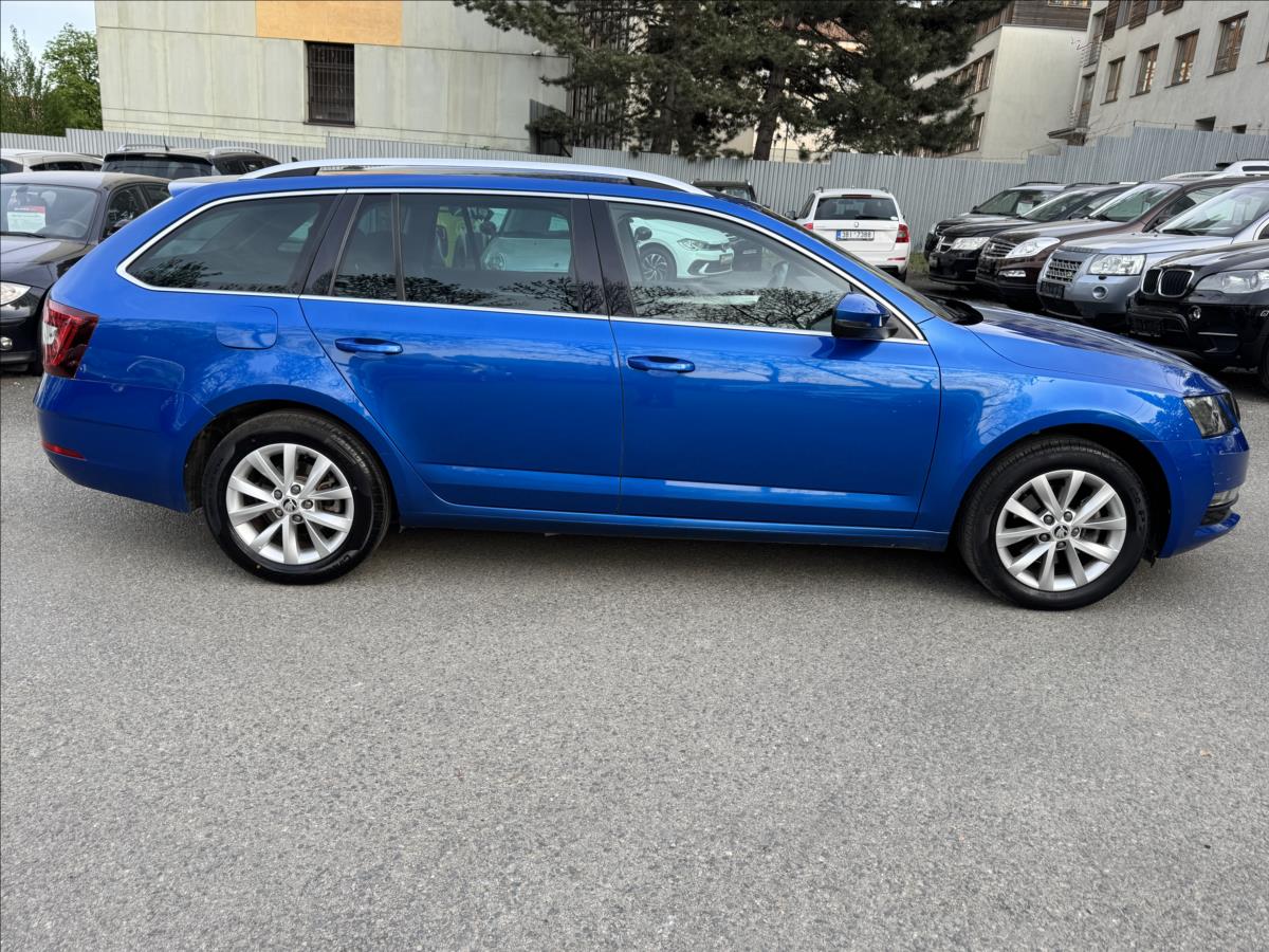 skoda-octavia-1-4-bez-koroze-krasny-stav - 3