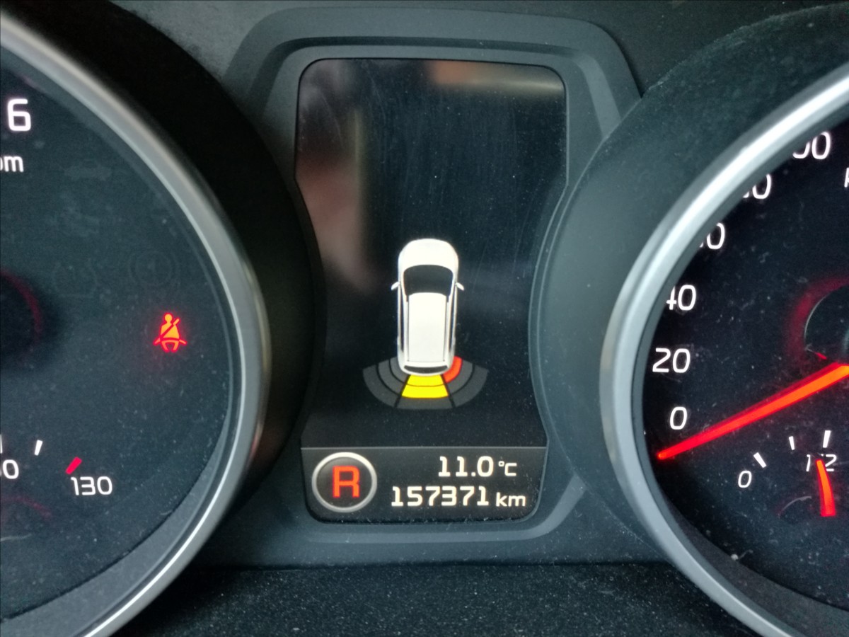 kia-sportage-2-0-crdi-4x4 - 6