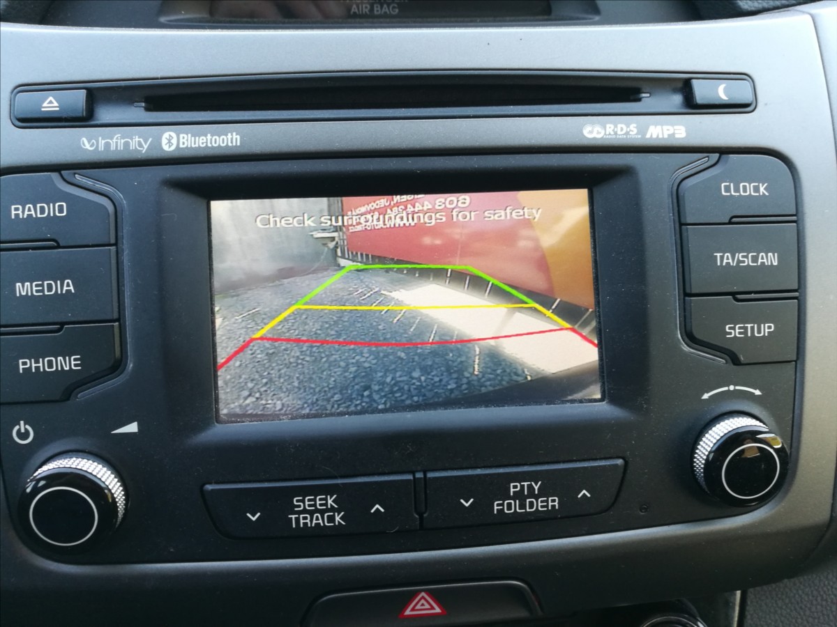 kia-sportage-2-0-crdi-4x4 - 7