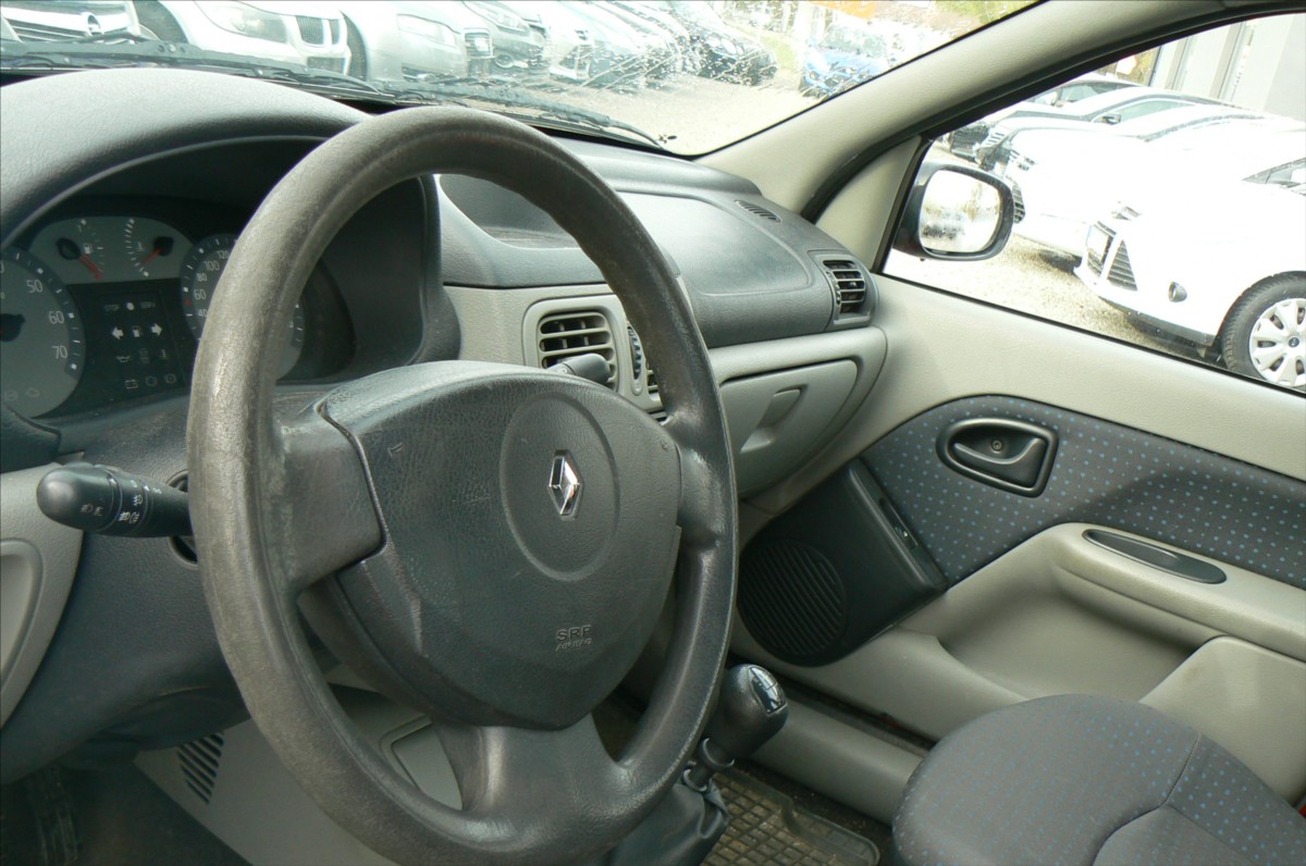 renault-thalia-1-4 - 8