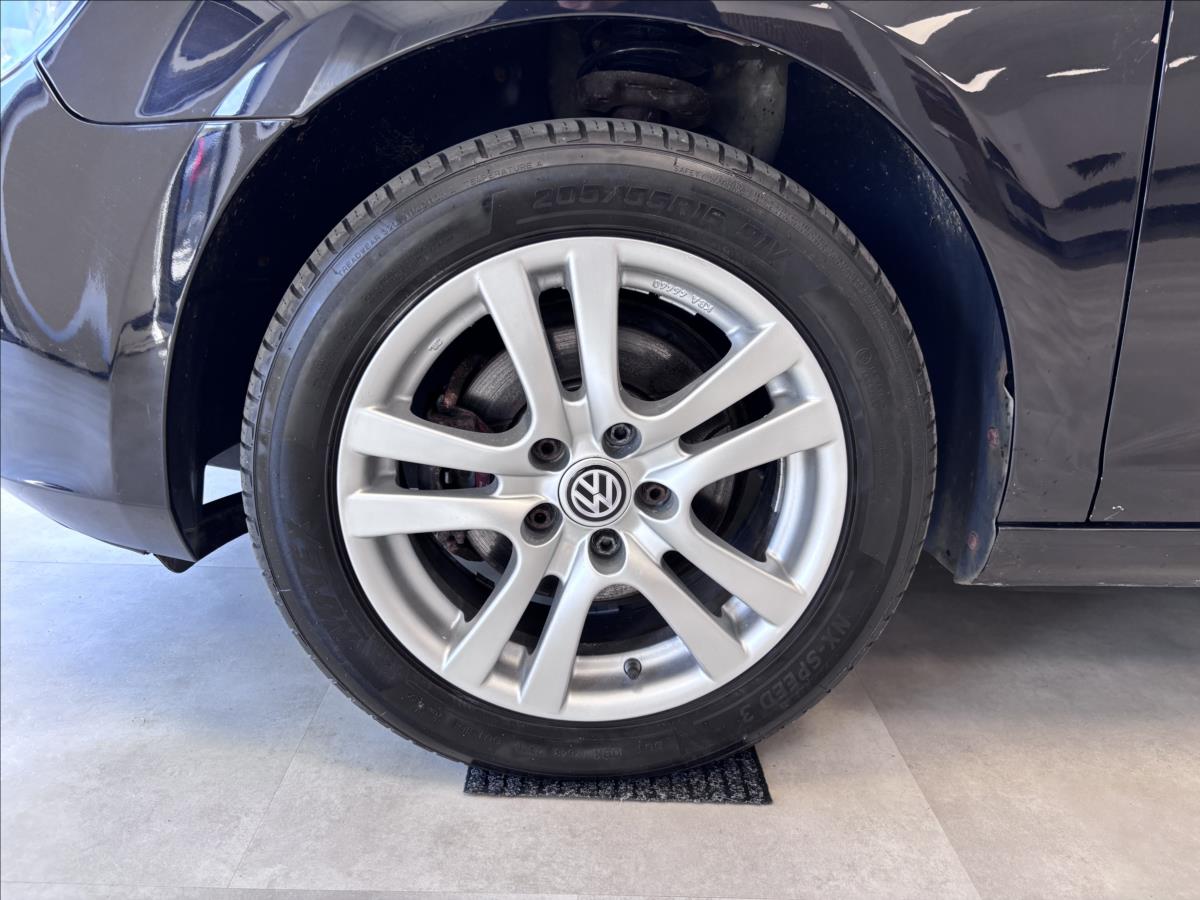 volkswagen-golf-1-2-1-2tsi-trend - 3