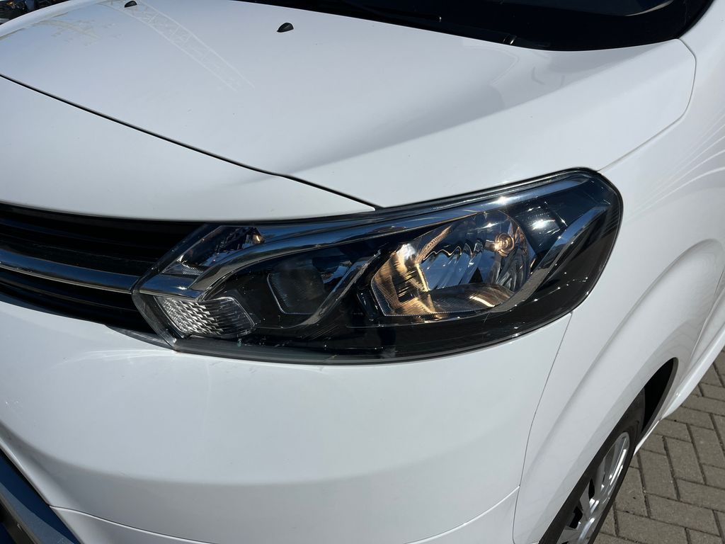 toyota-proace-verso-1-5-d-shuttle-business-dph-9s - 9