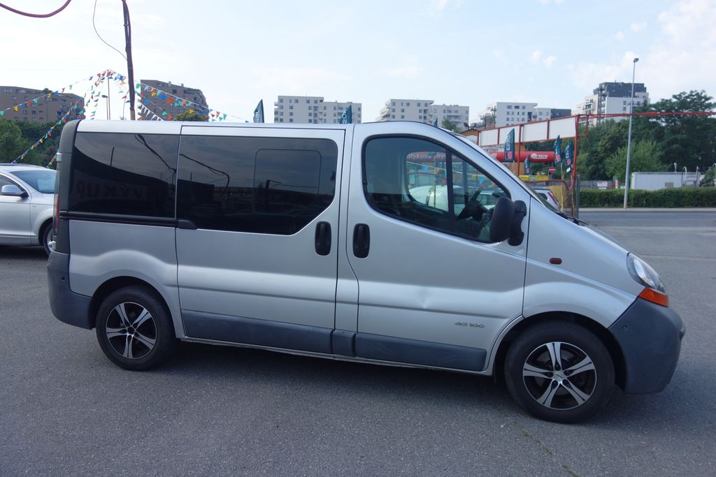 renault-trafic-1-9dci-74-kw-8-mist - 3