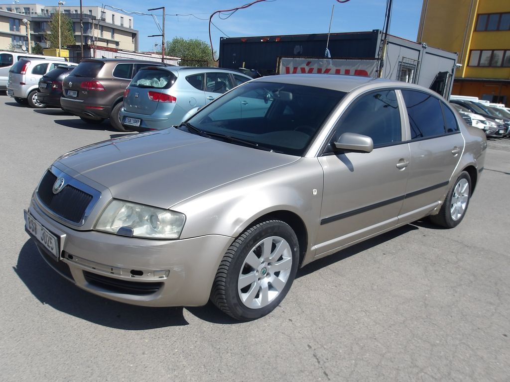skoda-superb-1-9tdi-96kw-cr-stk-04-2028 - 2