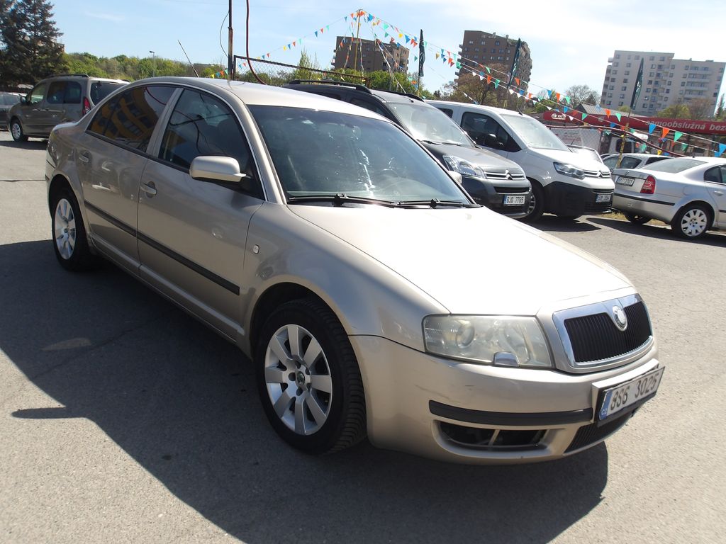 skoda-superb-1-9tdi-96kw-cr-stk-04-2028 - 4