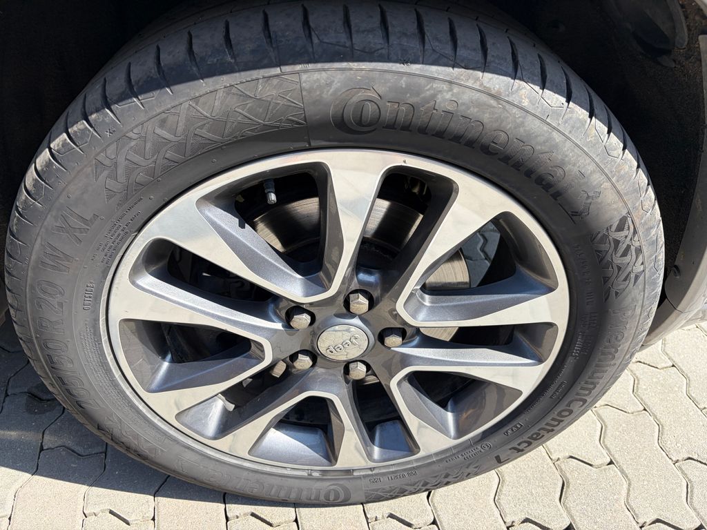 jeep-grand-cherokee - 9