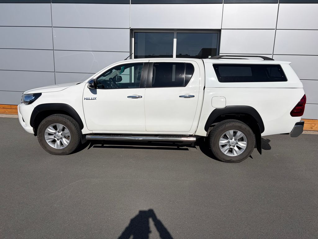 toyota-hilux-active-2-4l-diesel-6m-t-4x4 - 2