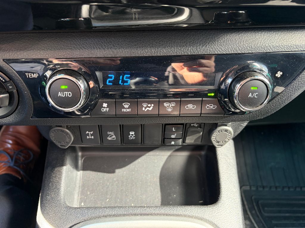 toyota-hilux-active-2-4l-diesel-6m-t-4x4 - 7