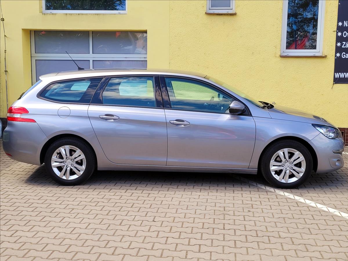 peugeot-308-1-2-96kw-cz-1maj-serv-kniha - 6