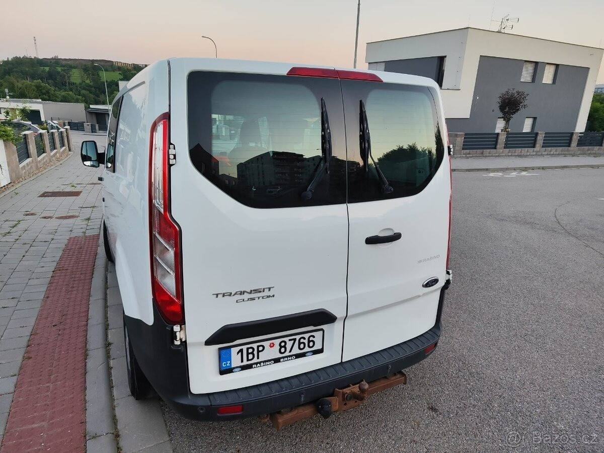 ford-transit-custom - 4