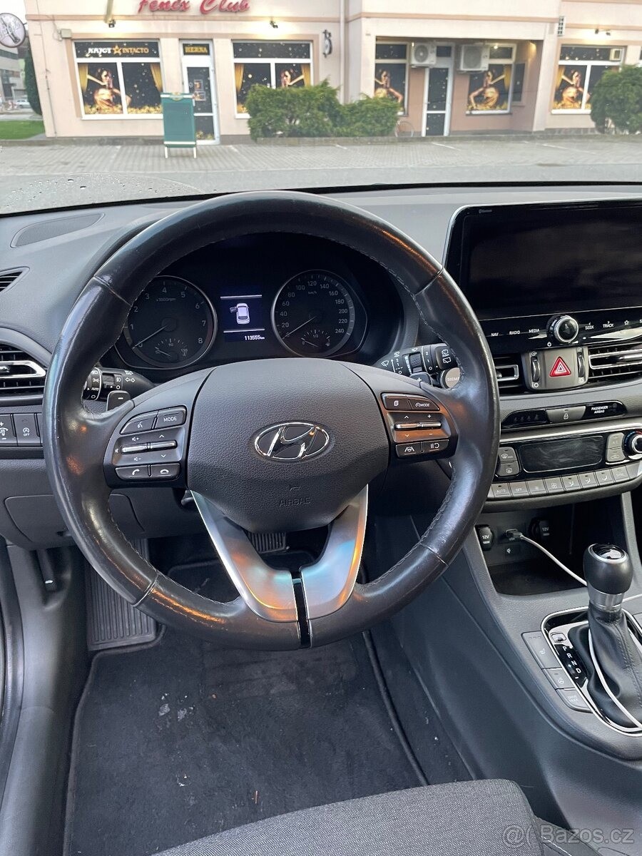 hyundai-i30-1-5-t-gdi-118-kw-hybrid-automatic - 8