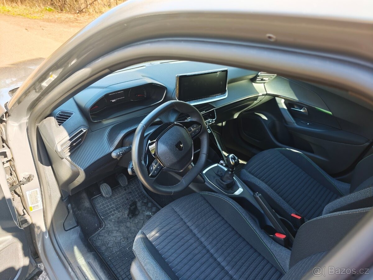 peugeot-2008-1-2-puretech-2024-temer-nove - 7