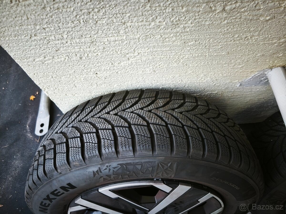 peugeot-2008-1-2-puretech-2024-temer-nove - 8