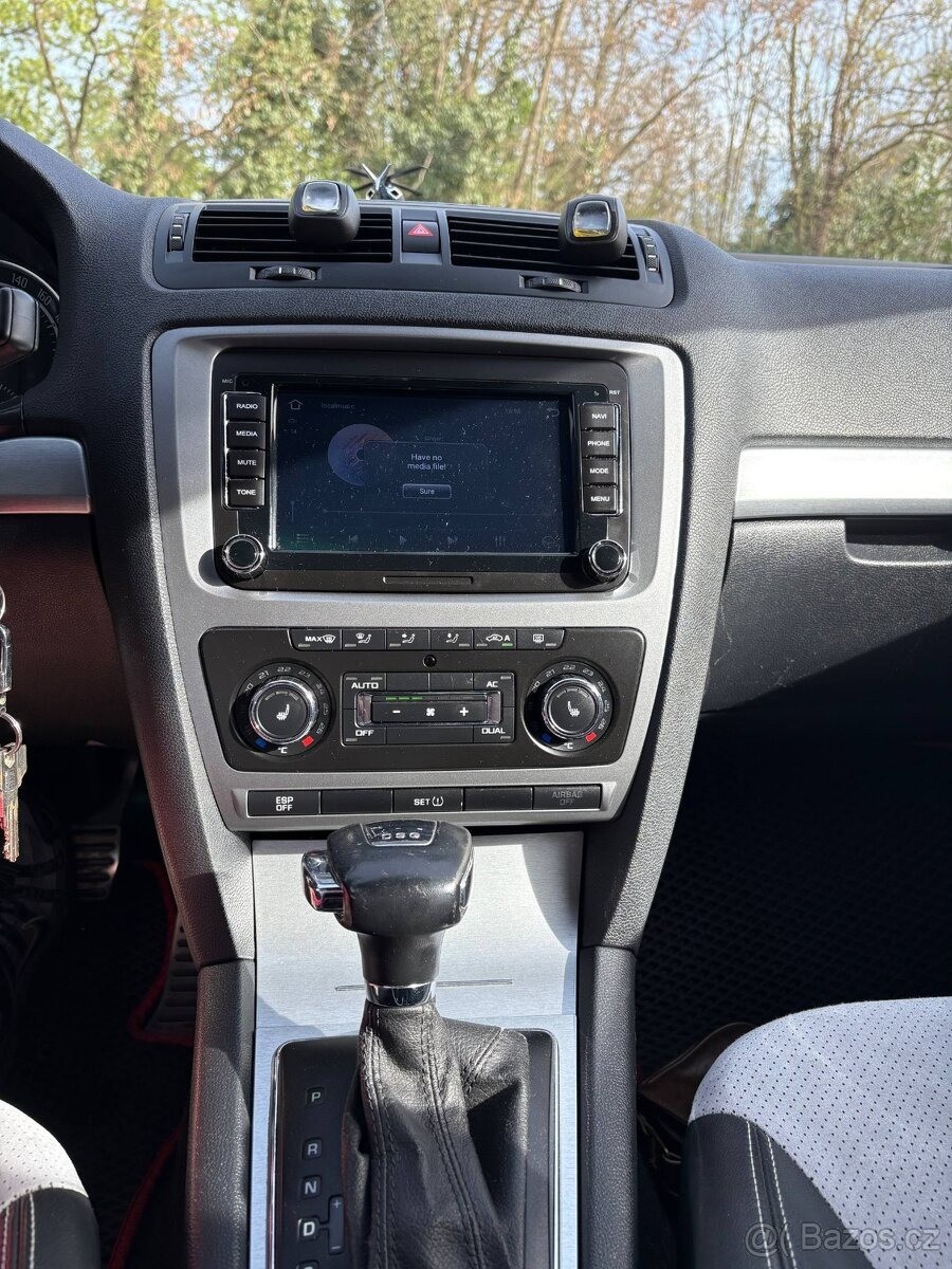 skoda-octavia-2-0-vrs - 7