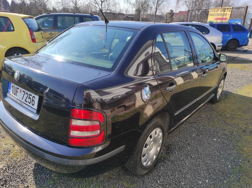 skoda-fabia-1-4-mpi-comfort - 4