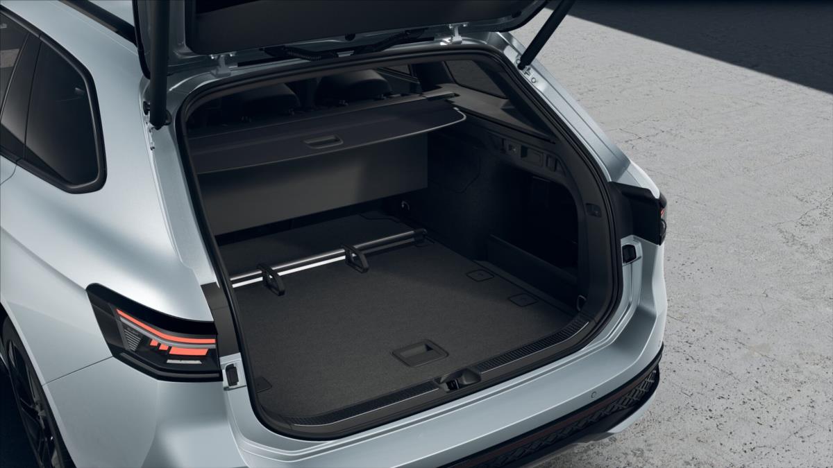 volkswagen-passat-2-0-tdi-r-line - 3