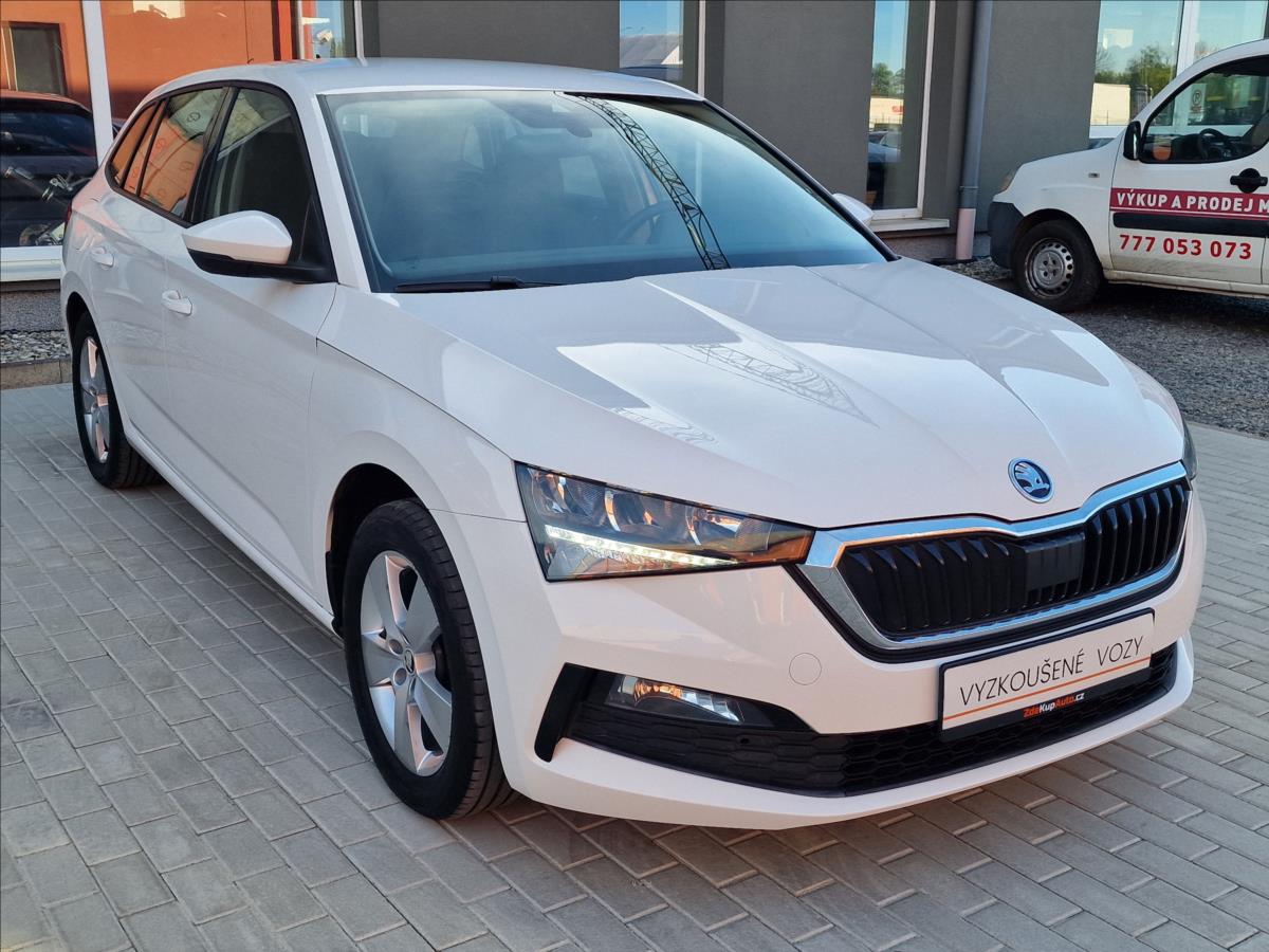 skoda-scala-1-0tsi-81kw-ambition-cr-1-maj - 2