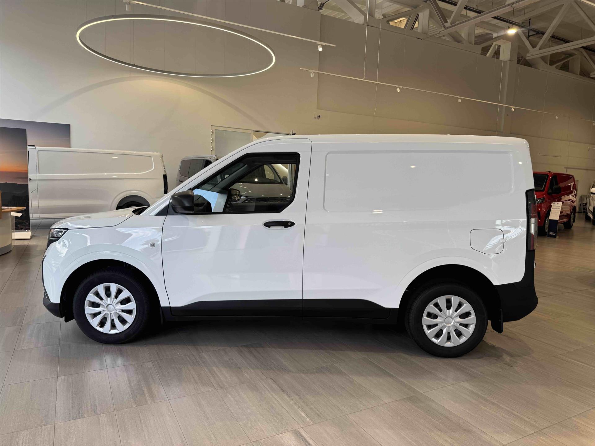 ford-transit-courier-1-5-ecoblue-73-kw-100-koni-6-st-manual-van-trend - 7
