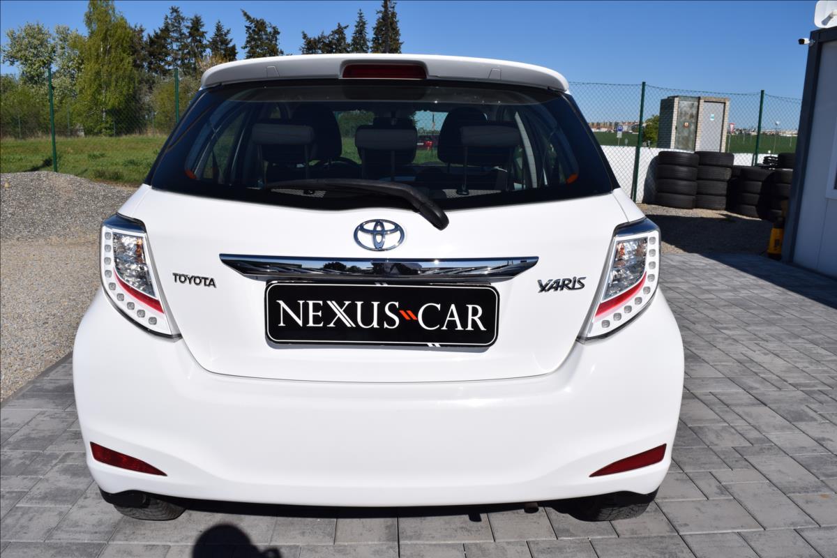 toyota-yaris-1-0-vvt-i-51kw-kamera-navi-alu - 5