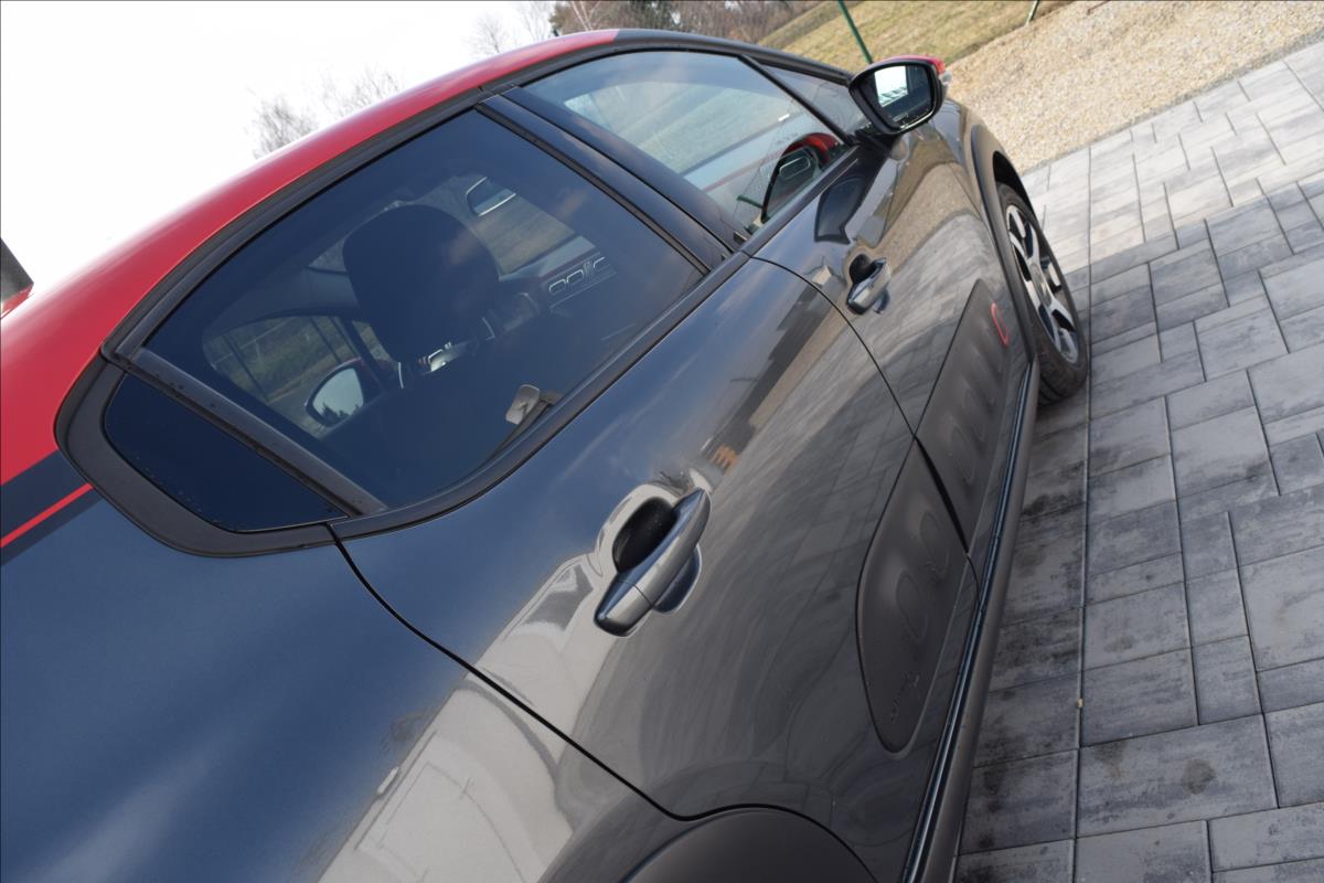 citroen-c3-1-2-i-60kw-kamera-navi-vyhrev - 9