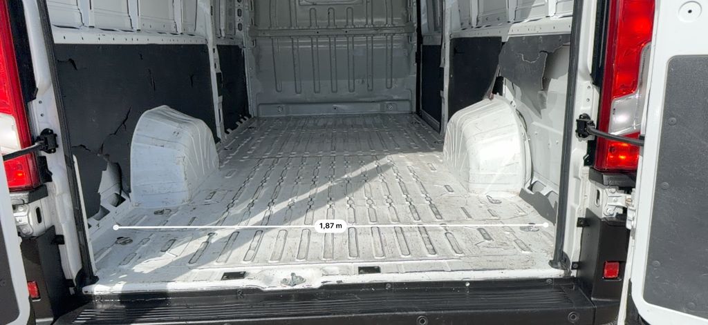 opel-movano-2-2cdti-121kw-l4h2-nova-stk - 4