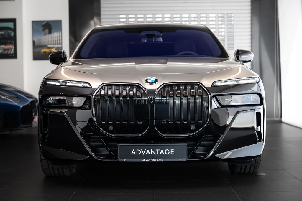 bmw-rada-7-d-xdrive-m-sport-pro-b-o-360 - 1