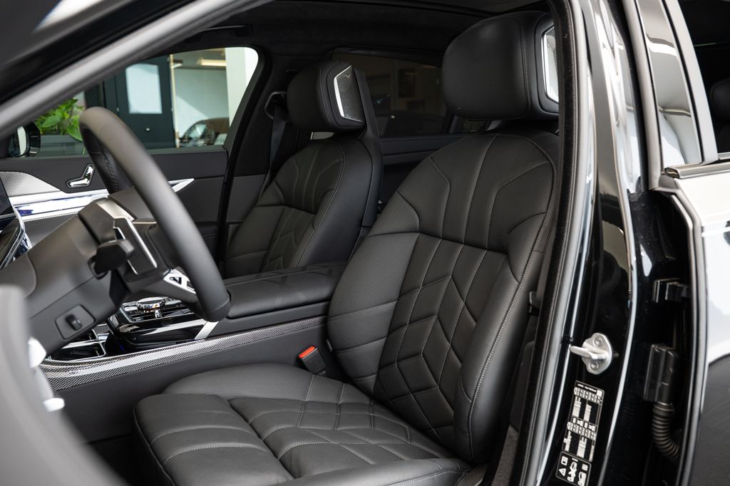 bmw-rada-7-d-xdrive-m-sport-pro-b-o-360 - 8