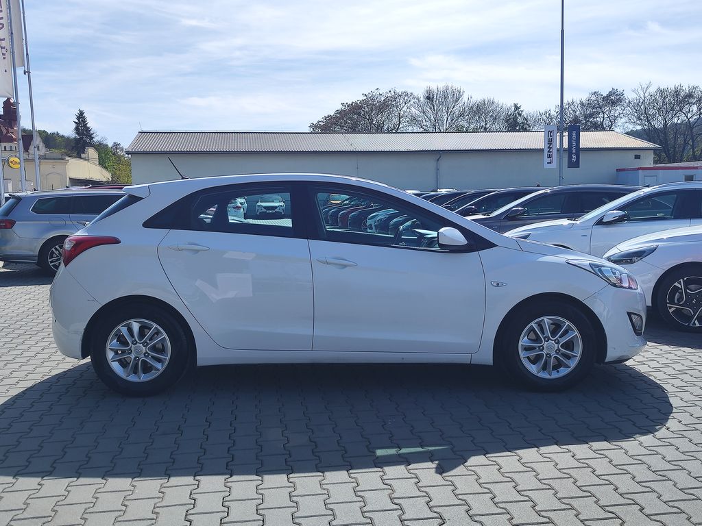 hyundai-i30-1-4i-73kw - 3