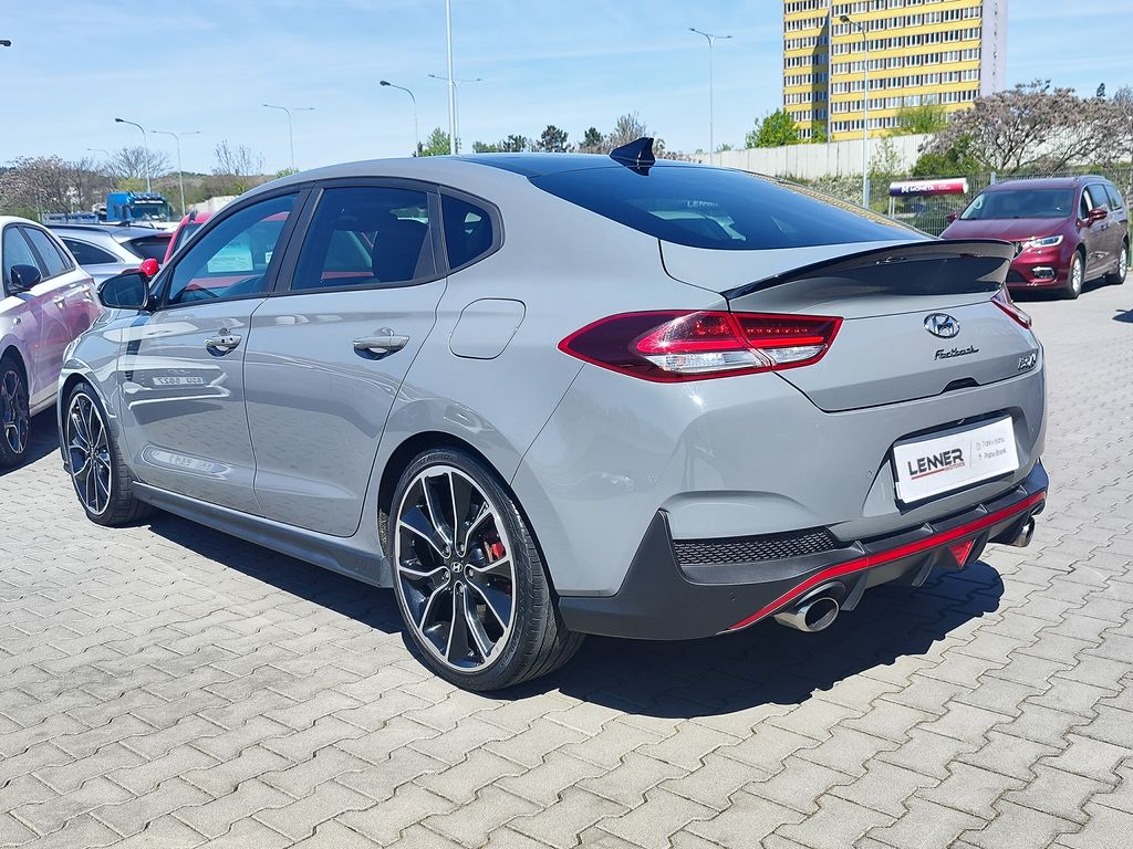 hyundai-i30-2-0-t-gdi-202kw-n-performance - 6