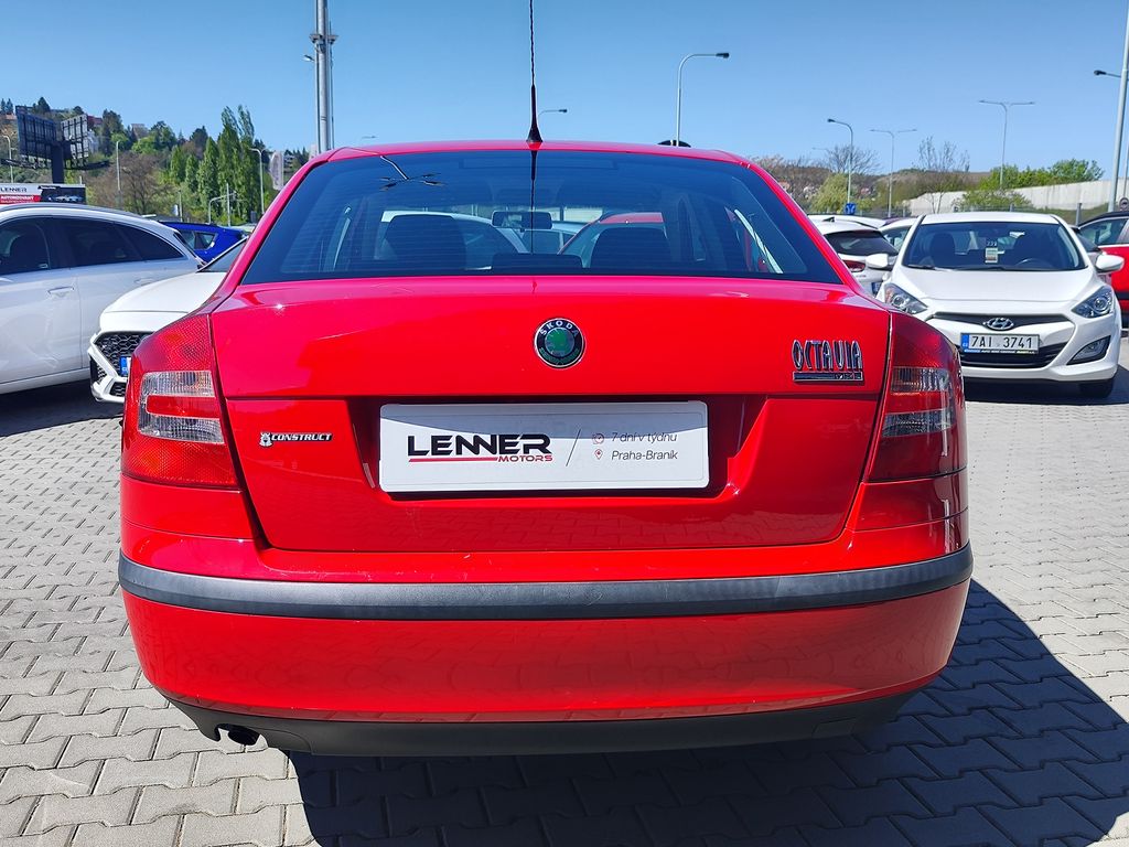 skoda-octavia-1-6i-75kw-elegance - 5