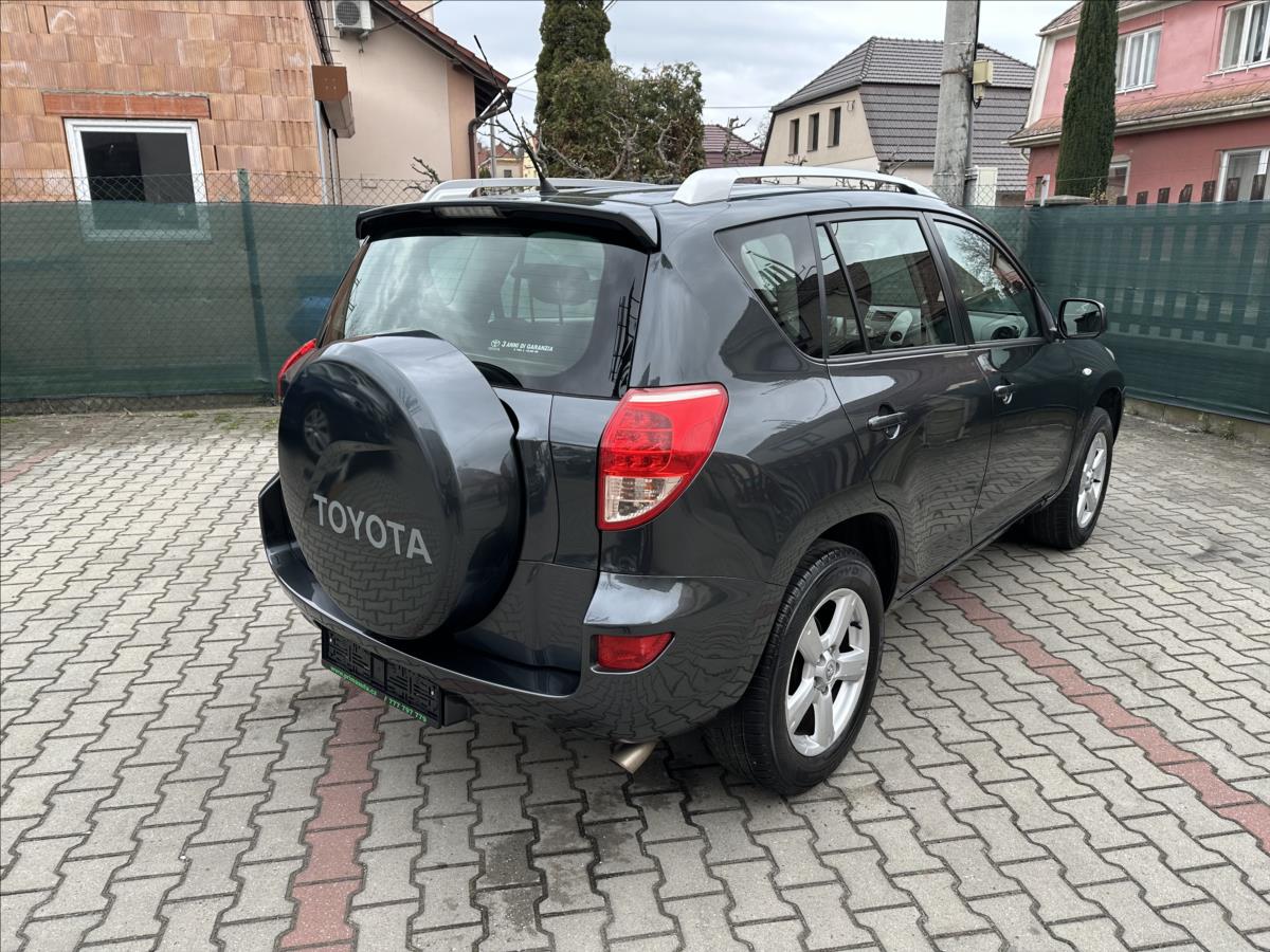toyota-rav4-2-2-d-4d-bez-koroze-po-servise - 2